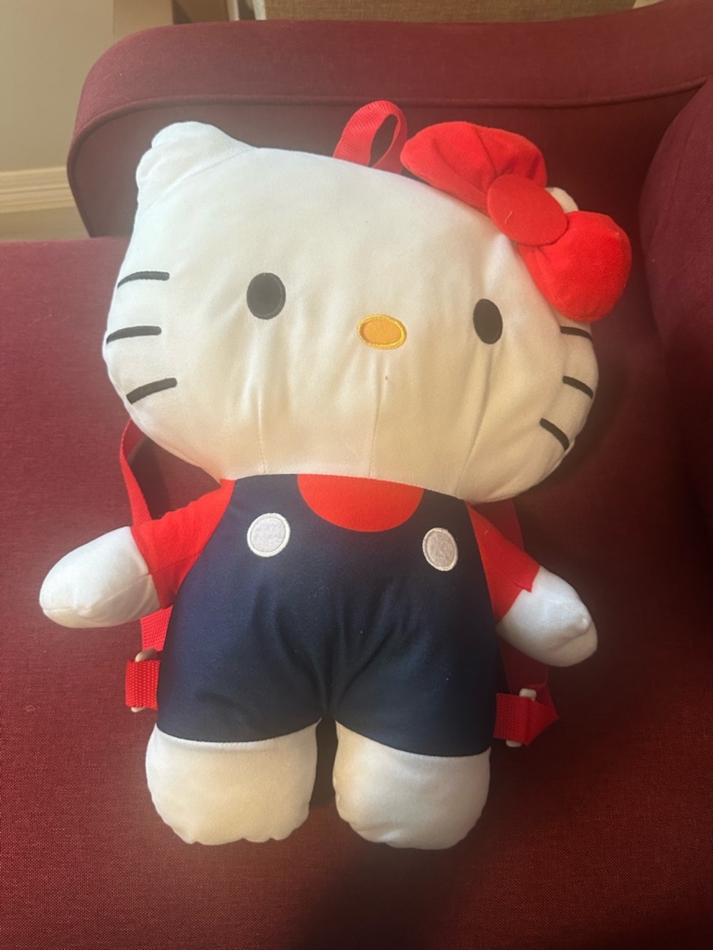 Hello Kitty Plush Backpack 14 In With Zipper 7 in Pocket Adjustable Straps